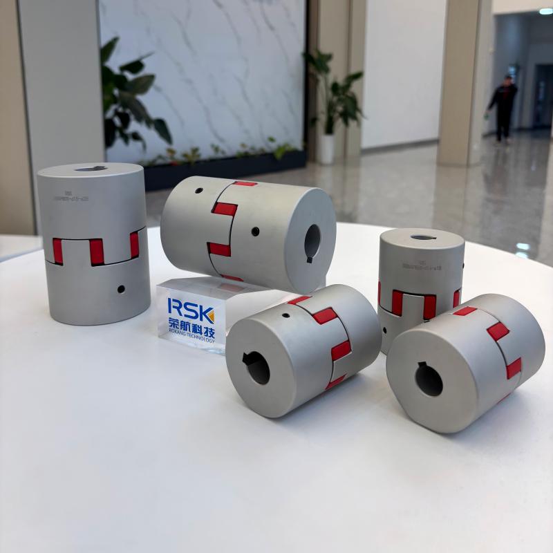 Kopling Poros Rahang Paduan Aluminium Tipe Set Sekrup Sisipan Laba-laba PU dengan Alur Pasak yang Disesuaikan untuk Robot